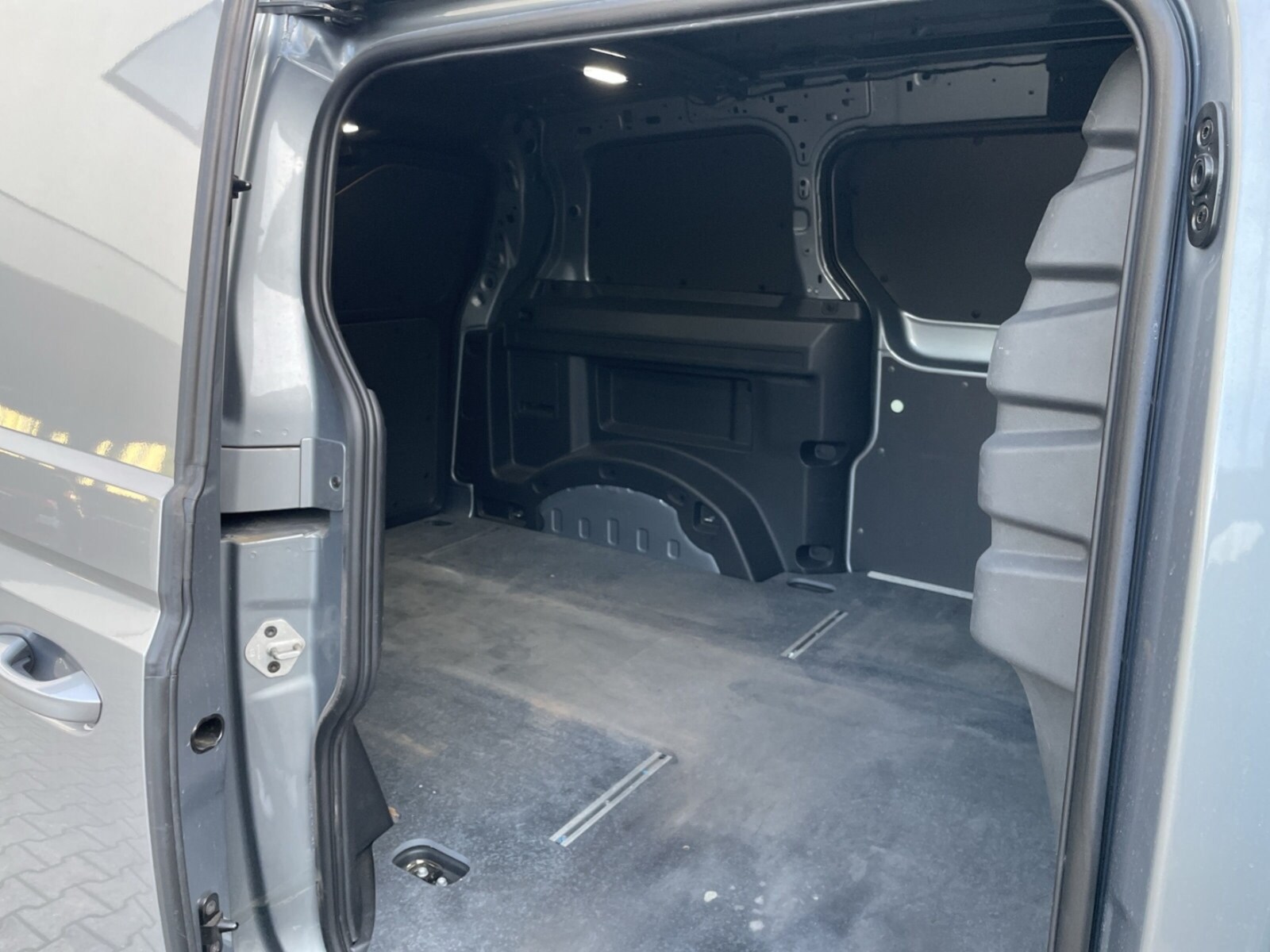 Volkswagen ID. Buzz Cargo – Bild 9