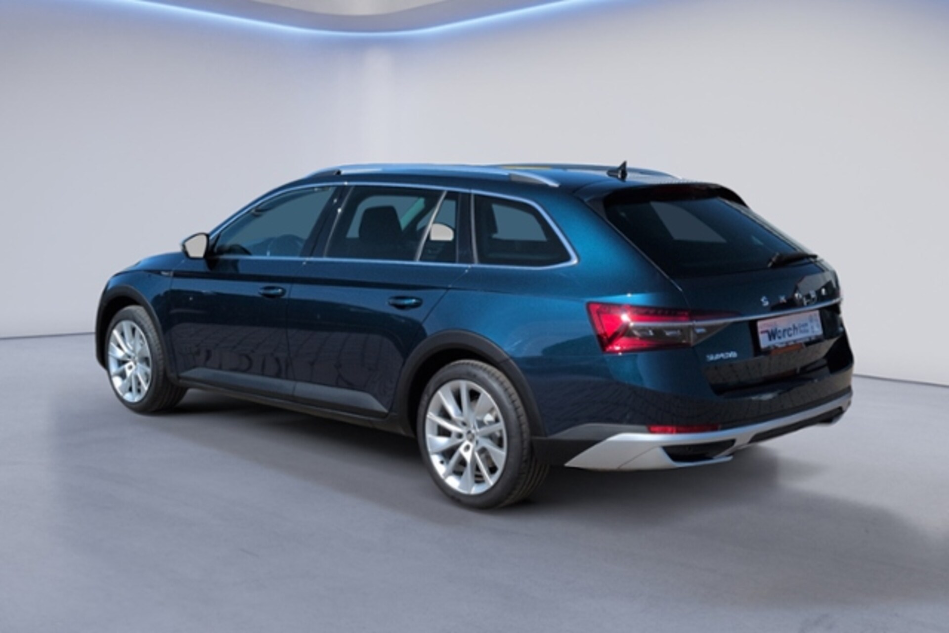 Skoda Superb Combi Scout