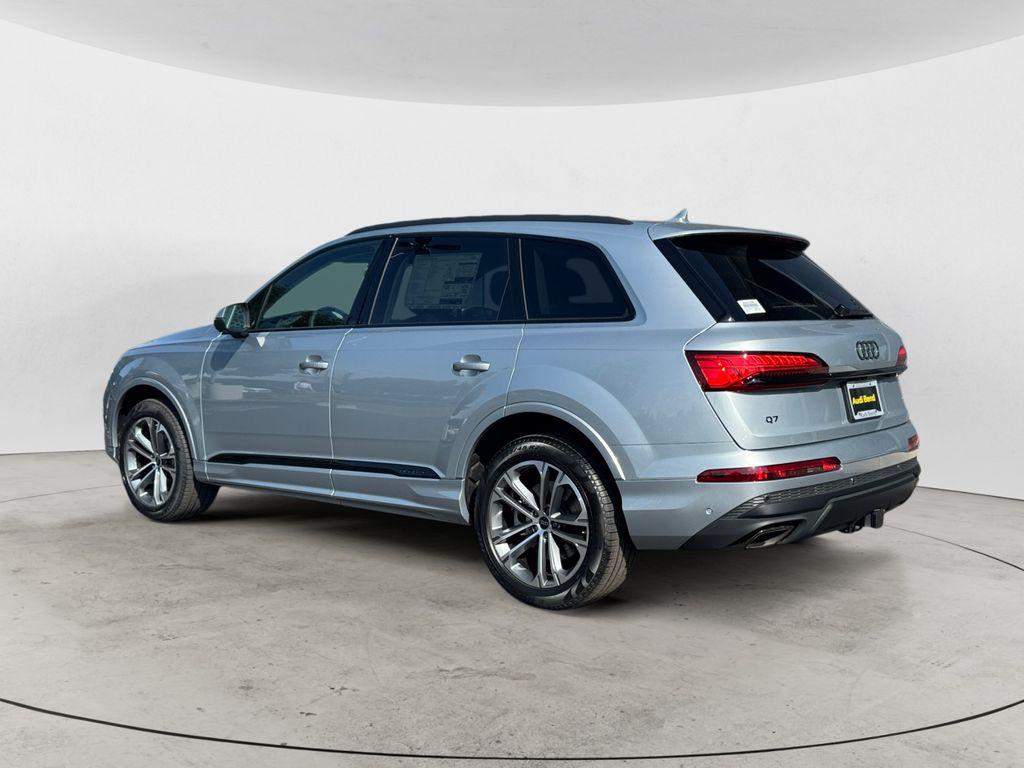 2025 Audi Q7 Premium - Photo 5