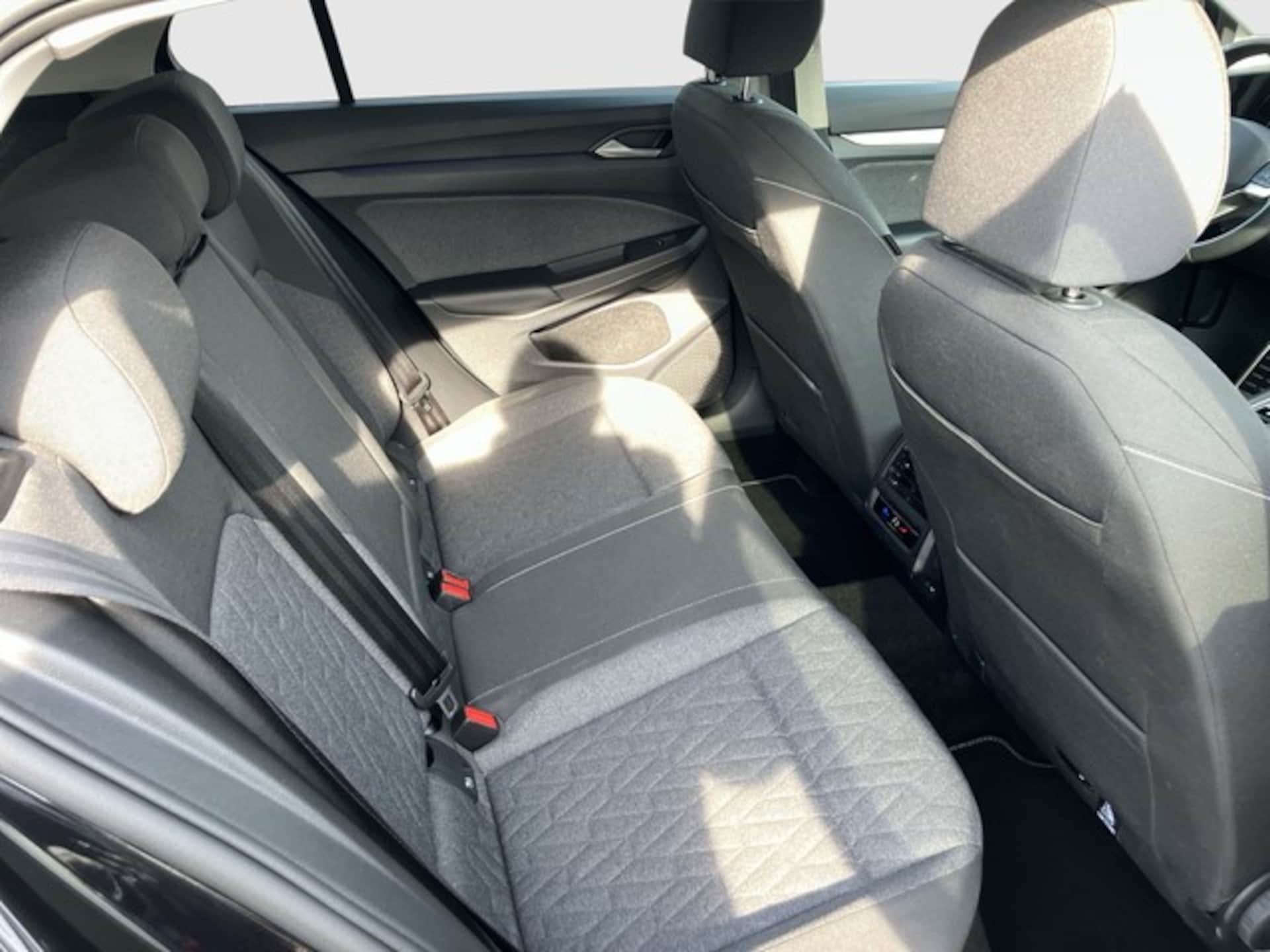 Volkswagen Golf MOVE