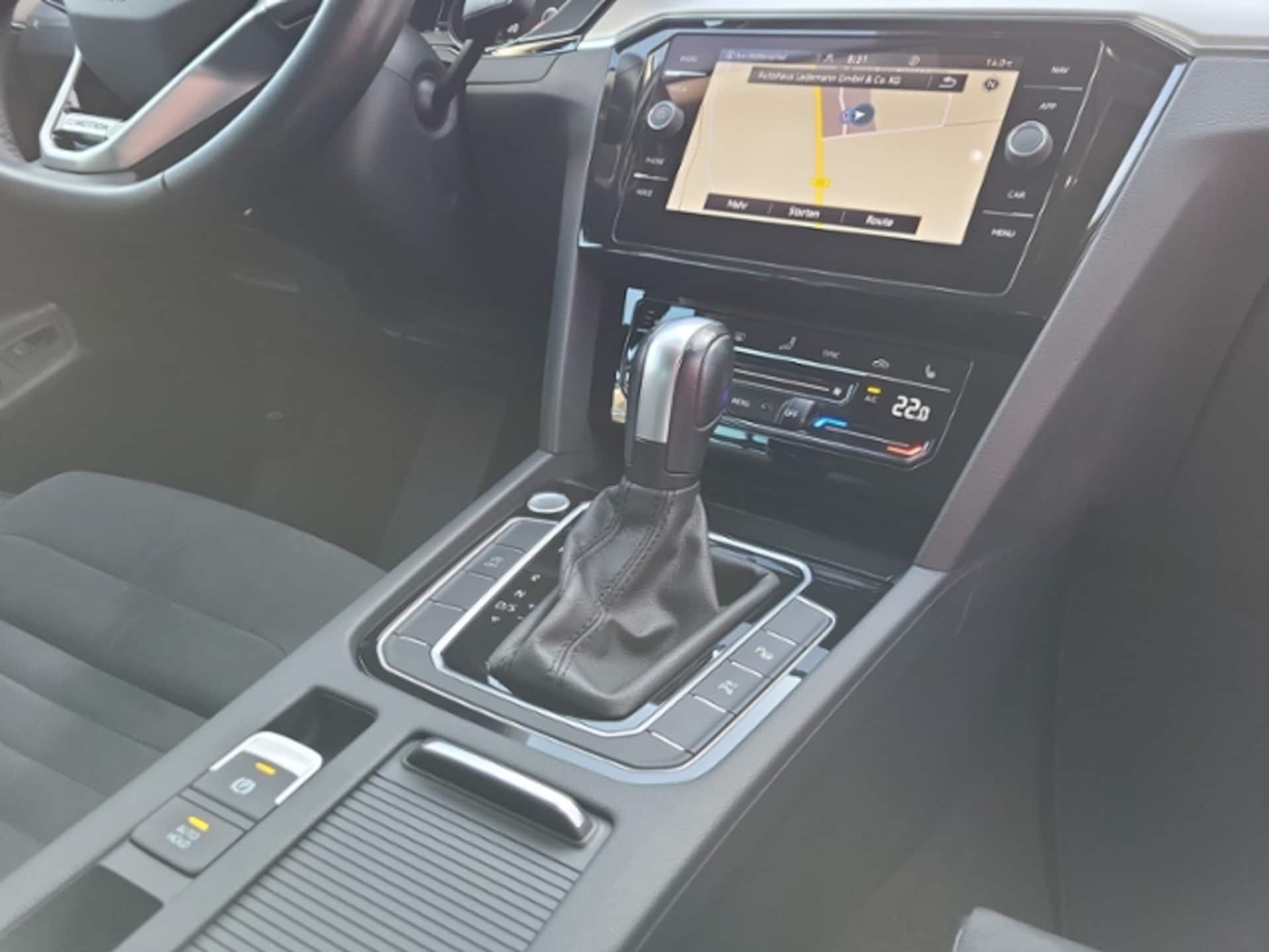 Volkswagen Passat Variant Elegance