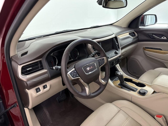 2017 GMC Acadia