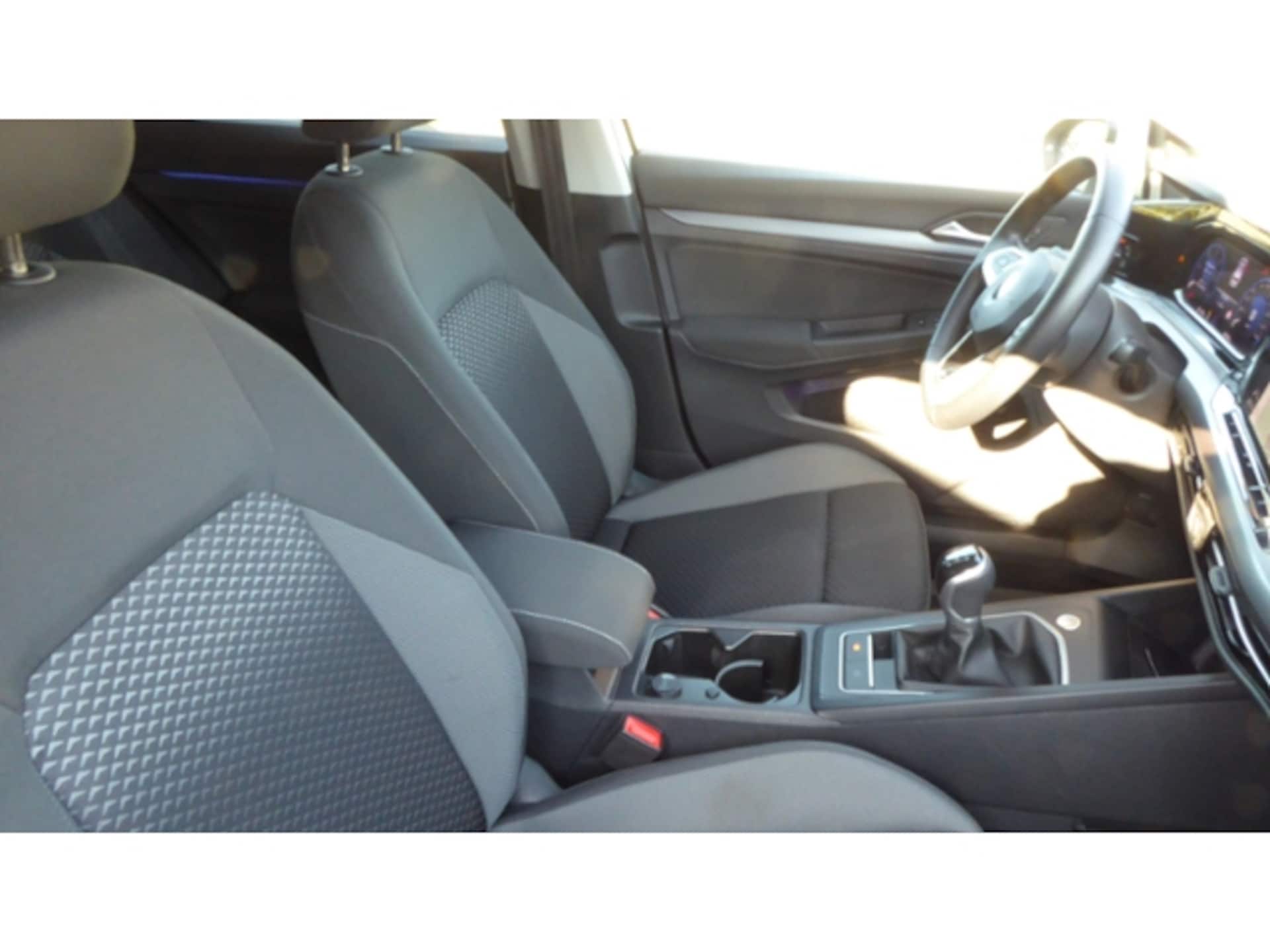 Volkswagen Golf Active