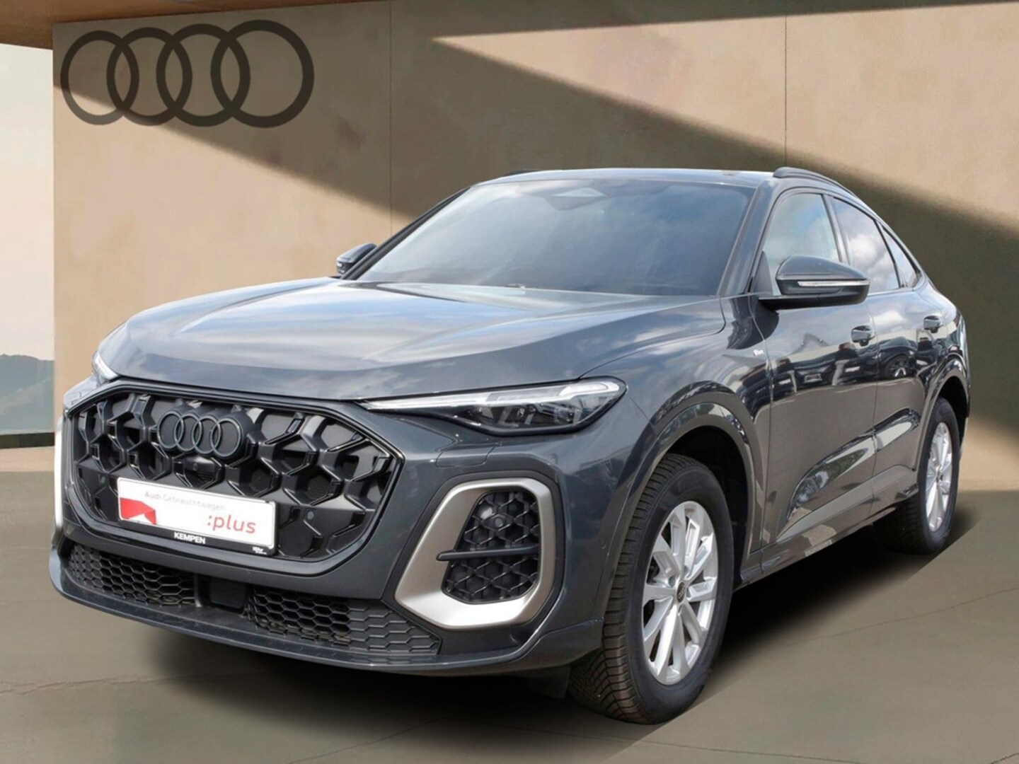 Bild über Audi Q5 Sportback TFSI quattro 150 kW S tronic - für weitere Informationen kontaktieren Sie den Audi Partner