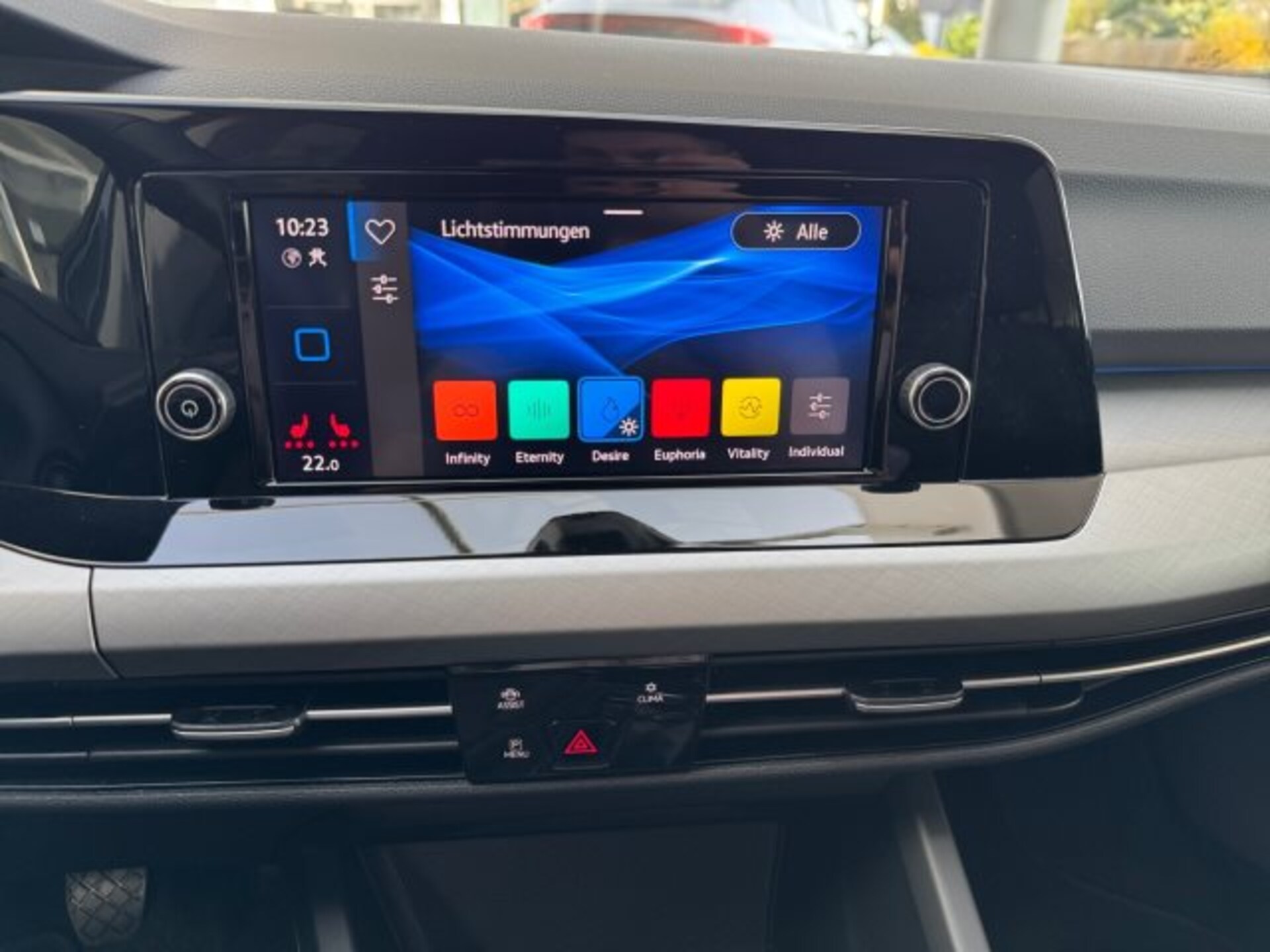 Volkswagen Golf Life