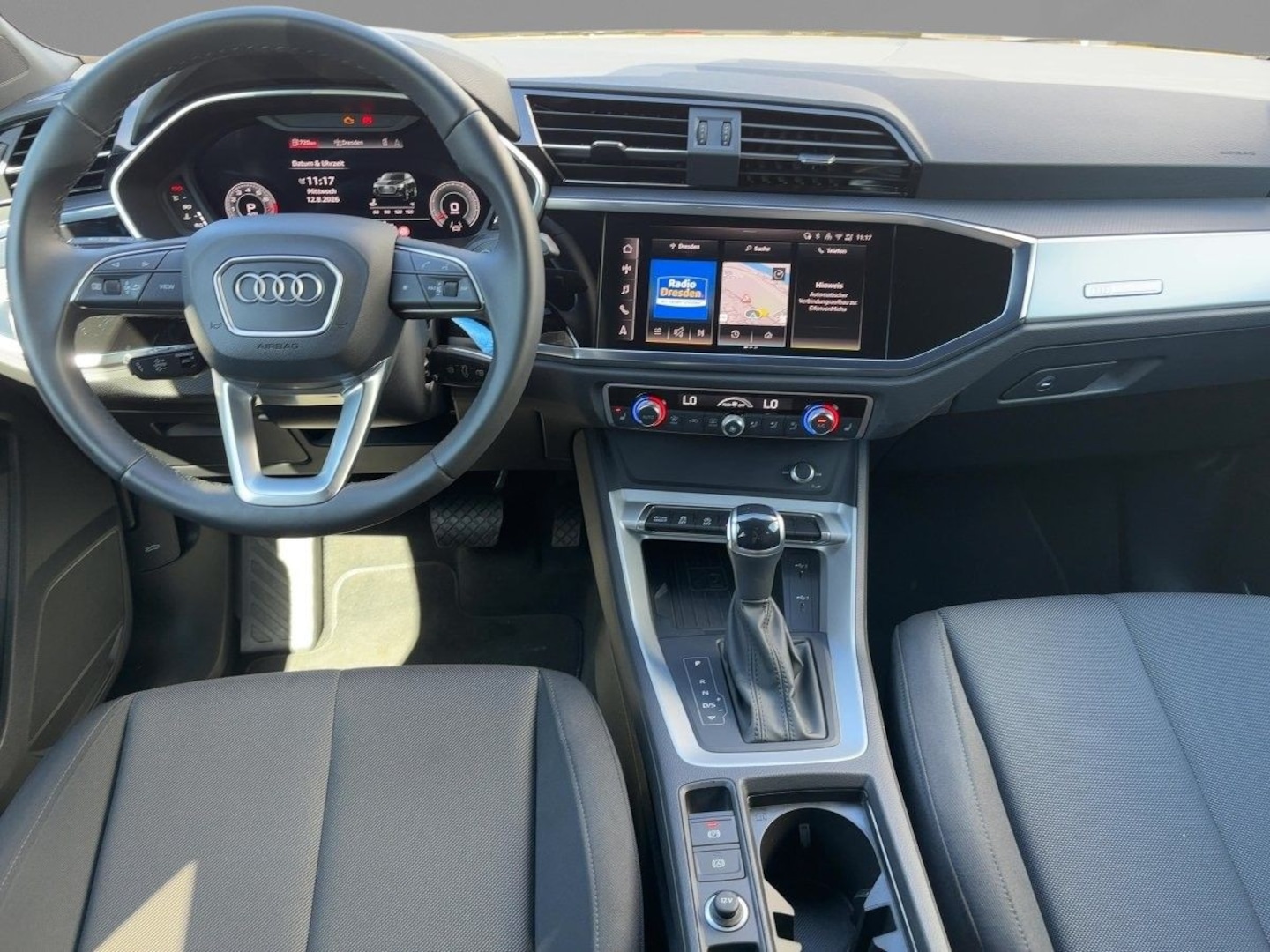 Bild über Audi Q3 Sportback 35 TFSI S tronic - für weitere Informationen kontaktieren Sie den Audi Partner