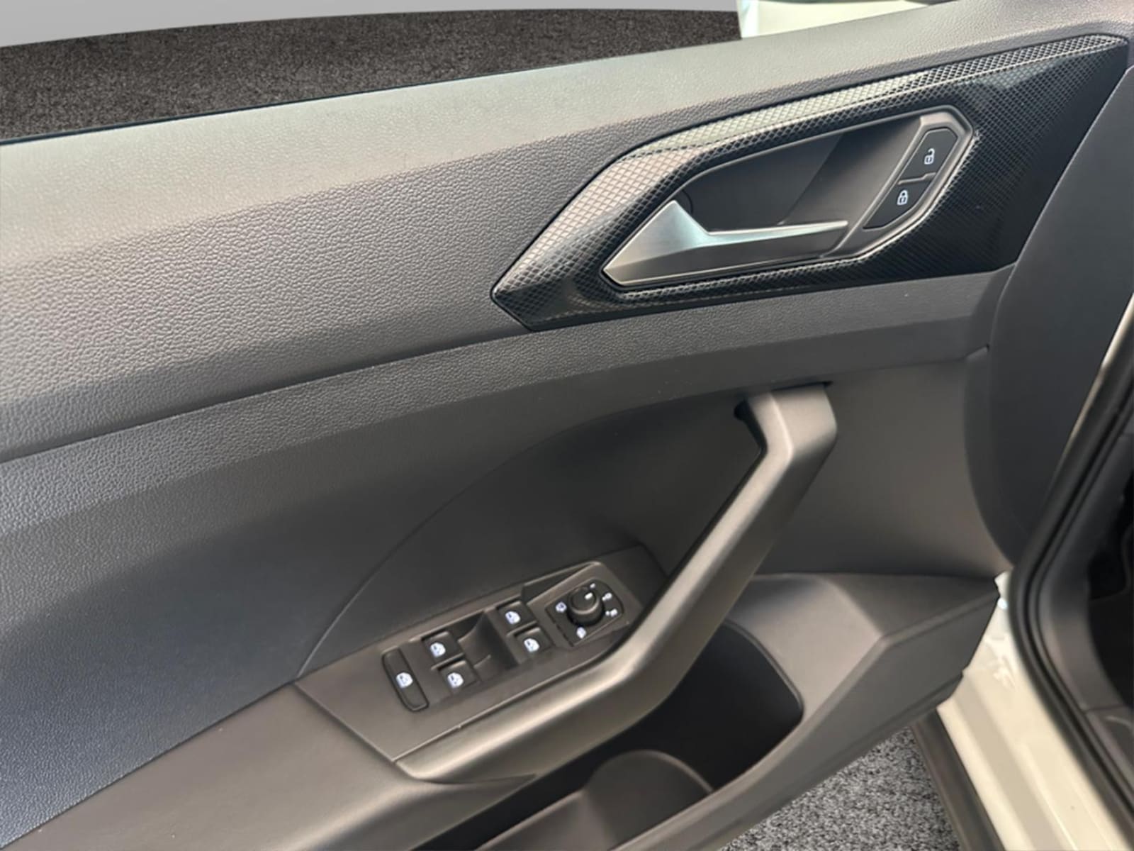Volkswagen T-Cross – Bild 9