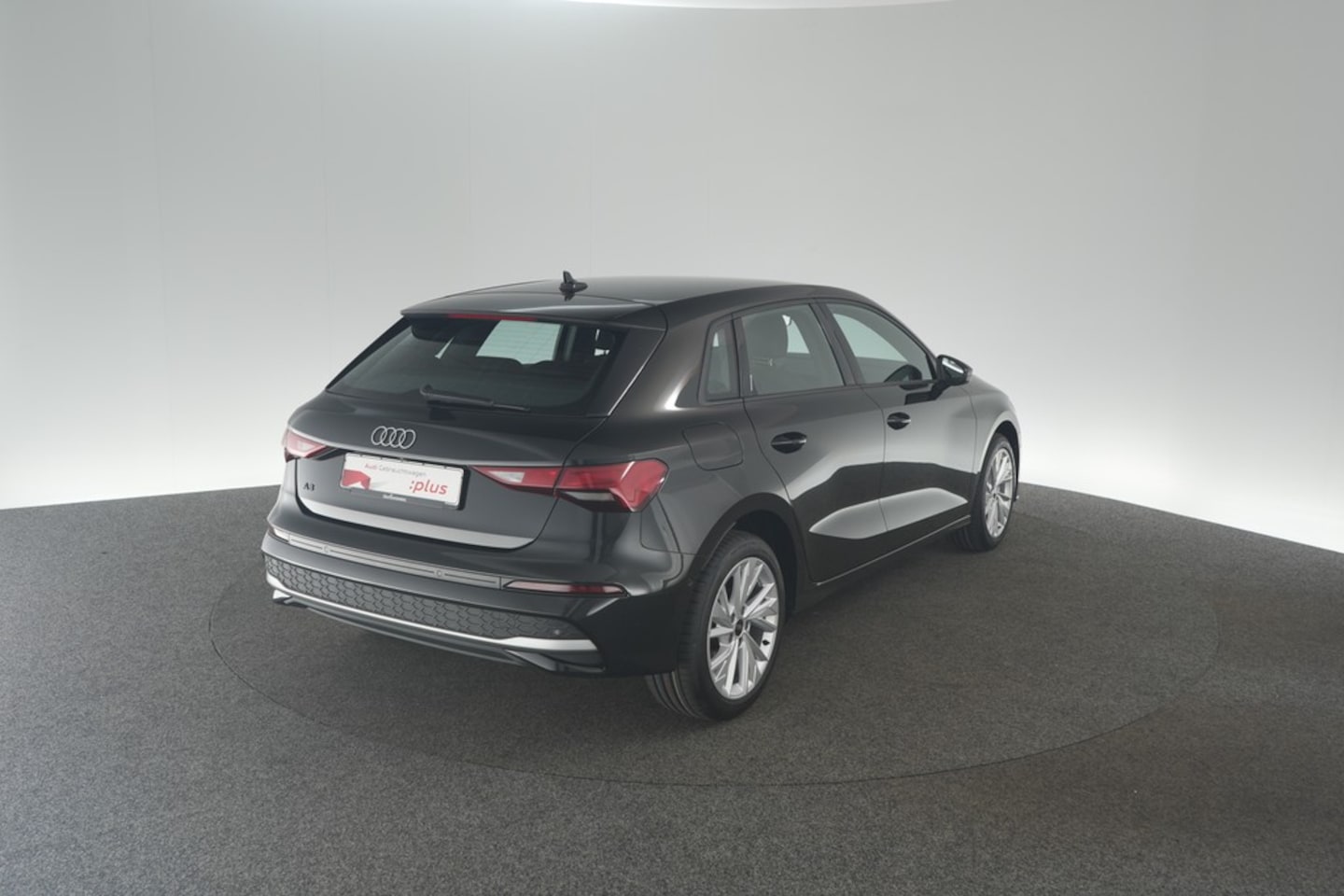 Bild über Audi A3 Sportback advanced 30 TFSI Schaltgetriebe - für weitere Informationen kontaktieren Sie den Audi Partner