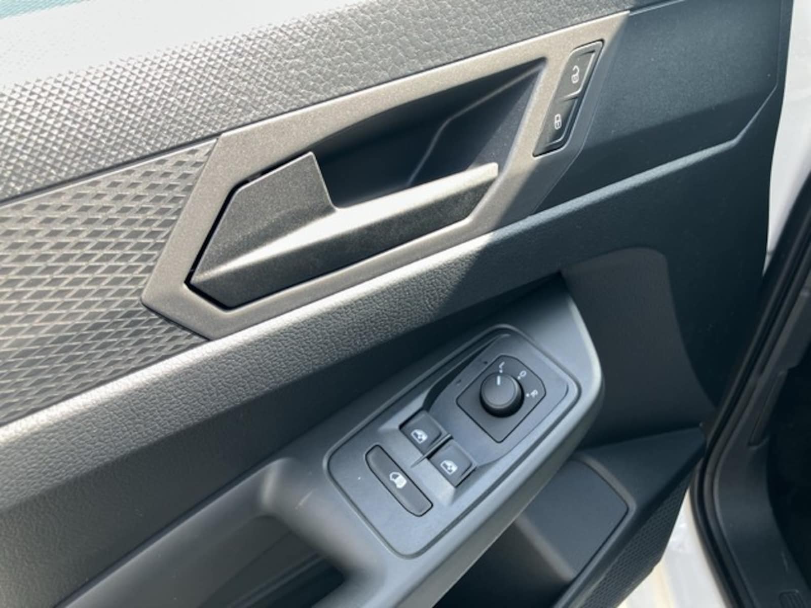 Volkswagen Caddy Cargo – Bild 12
