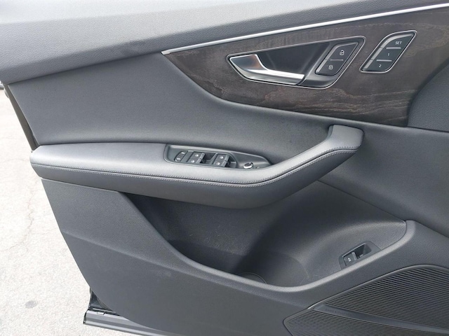 2023 Audi Q7 Premium Plus - Photo 30