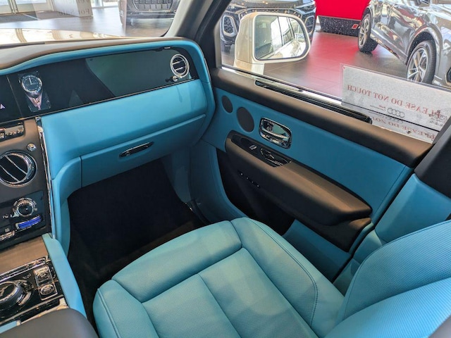 2025 Rolls-Royce Cullinan Base - Photo 30