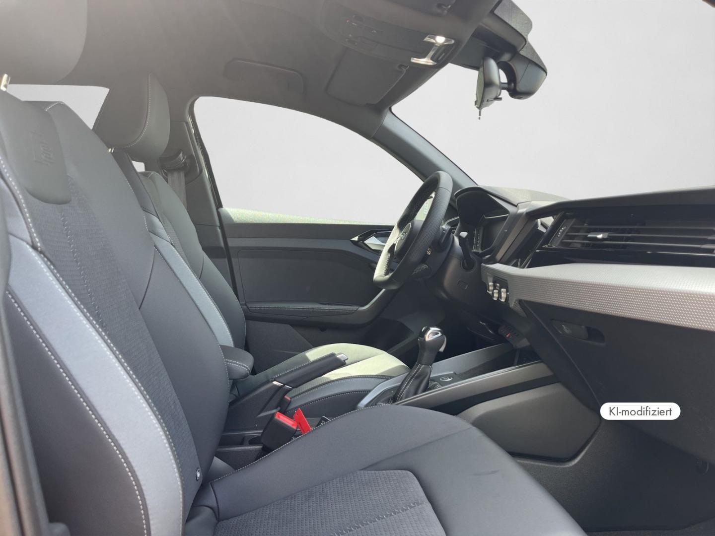 Bild über Audi A1 Sportback S line 30 TFSI S tronic - für weitere Informationen kontaktieren Sie den Audi Partner