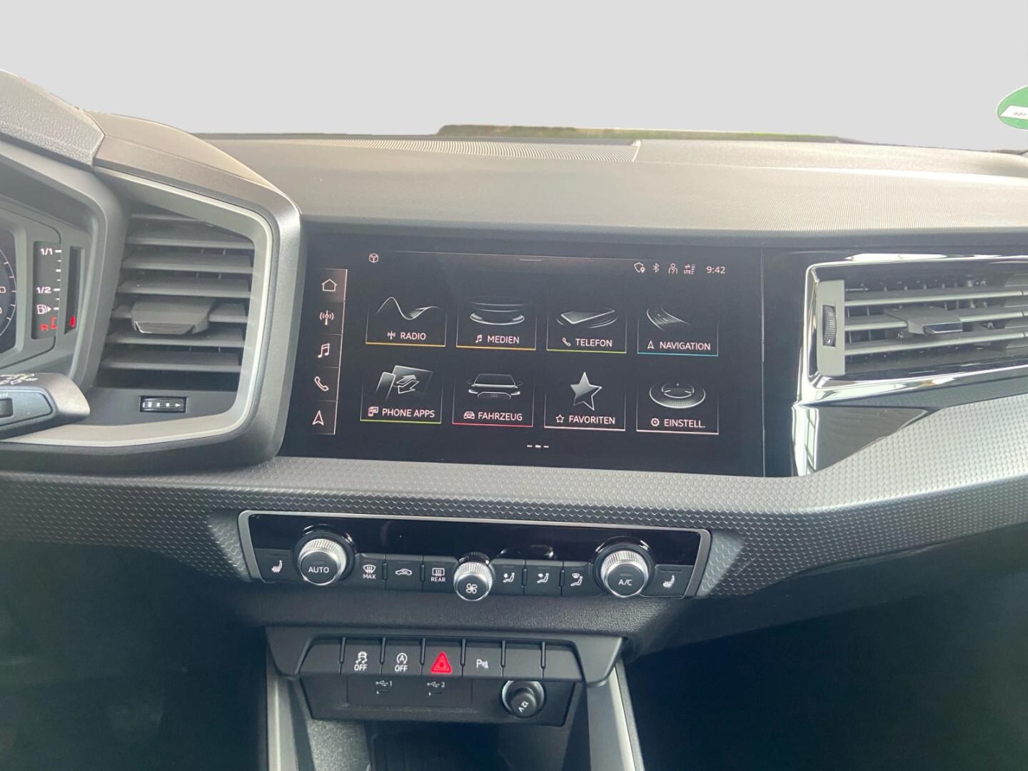 Bild über Audi A1 Sportback 30 TFSI Schaltgetriebe - für weitere Informationen kontaktieren Sie den Audi Partner