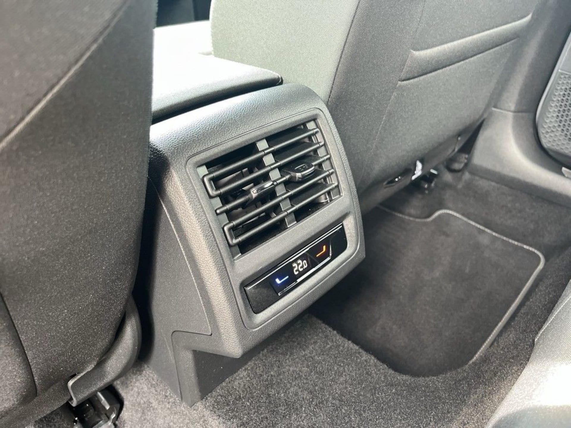 Volkswagen Golf Active