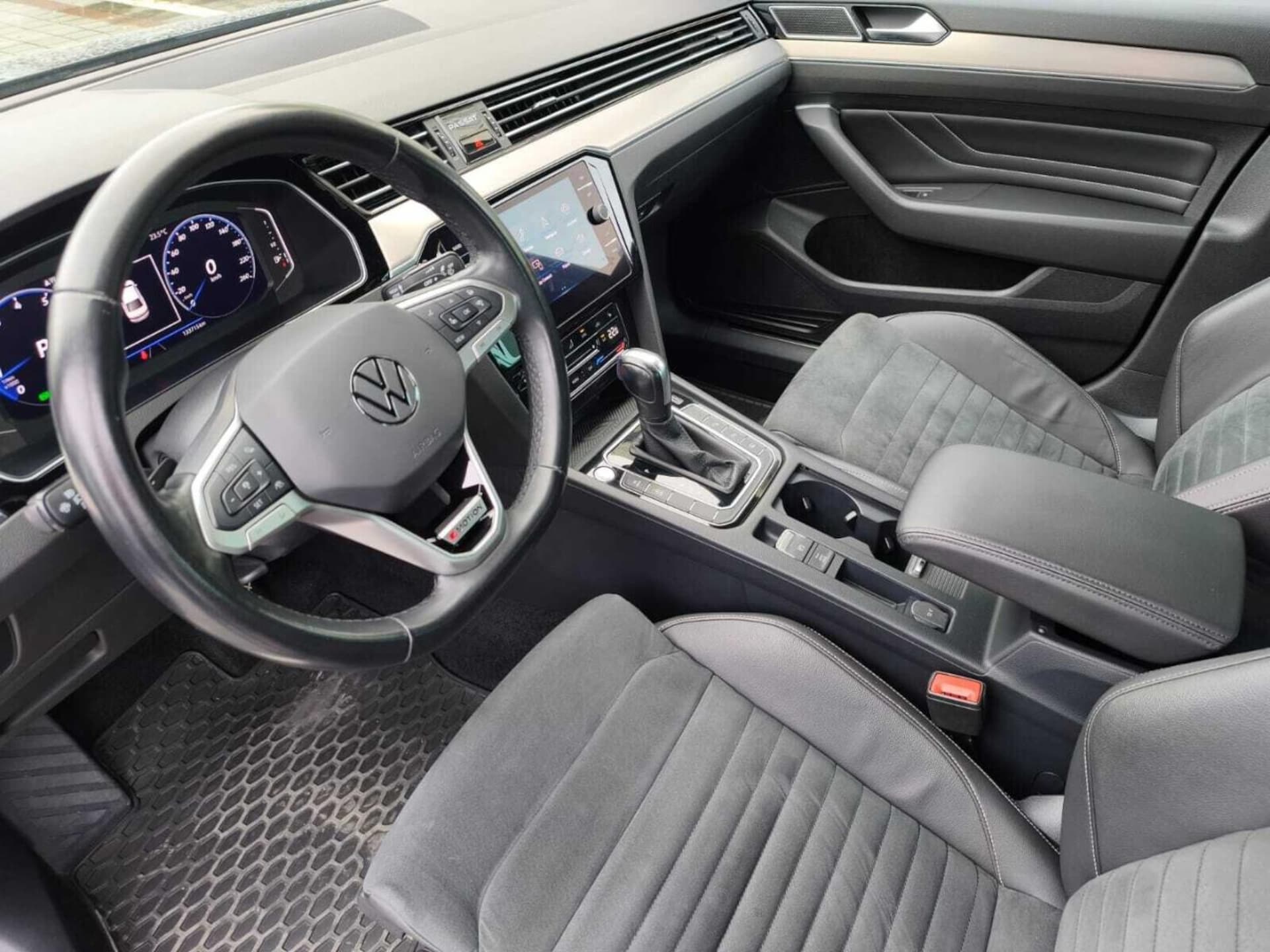 Volkswagen Passat Elegance
