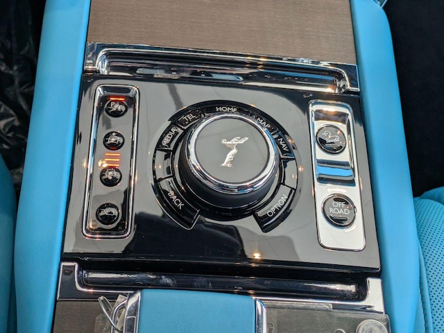 2025 Rolls-Royce Cullinan Base - Photo 35