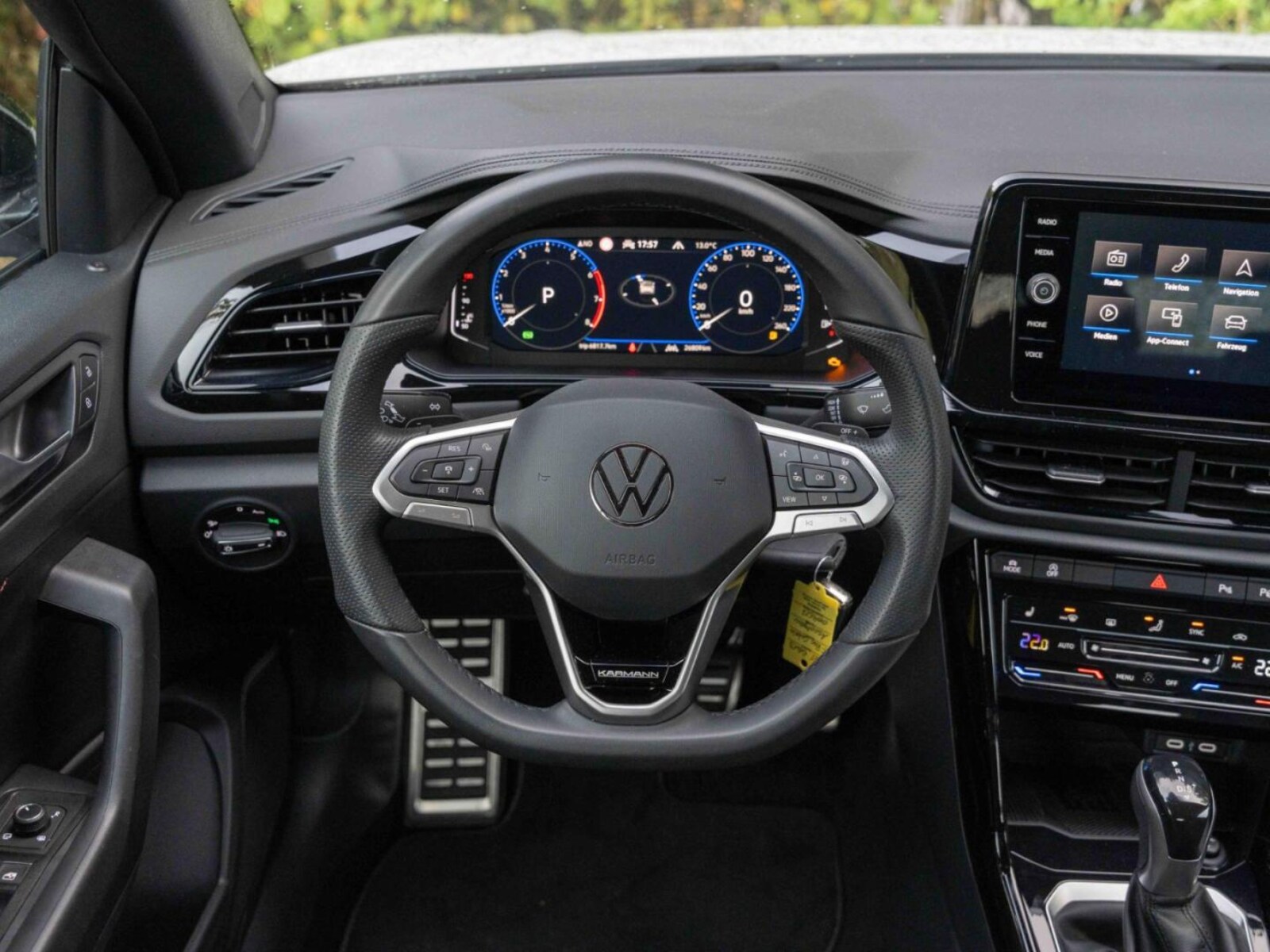 Volkswagen T-Roc Cabriolet – Bild 21