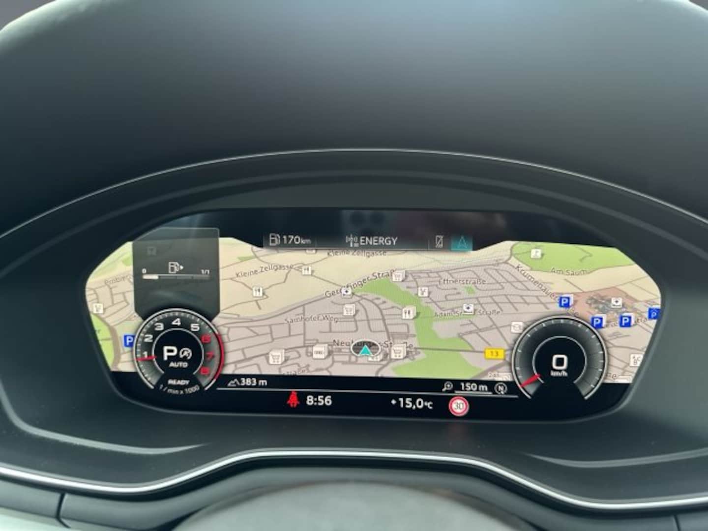 Bild über Audi A4 Avant S line 40 TFSI quattro S tronic - für weitere Informationen kontaktieren Sie den Audi Partner