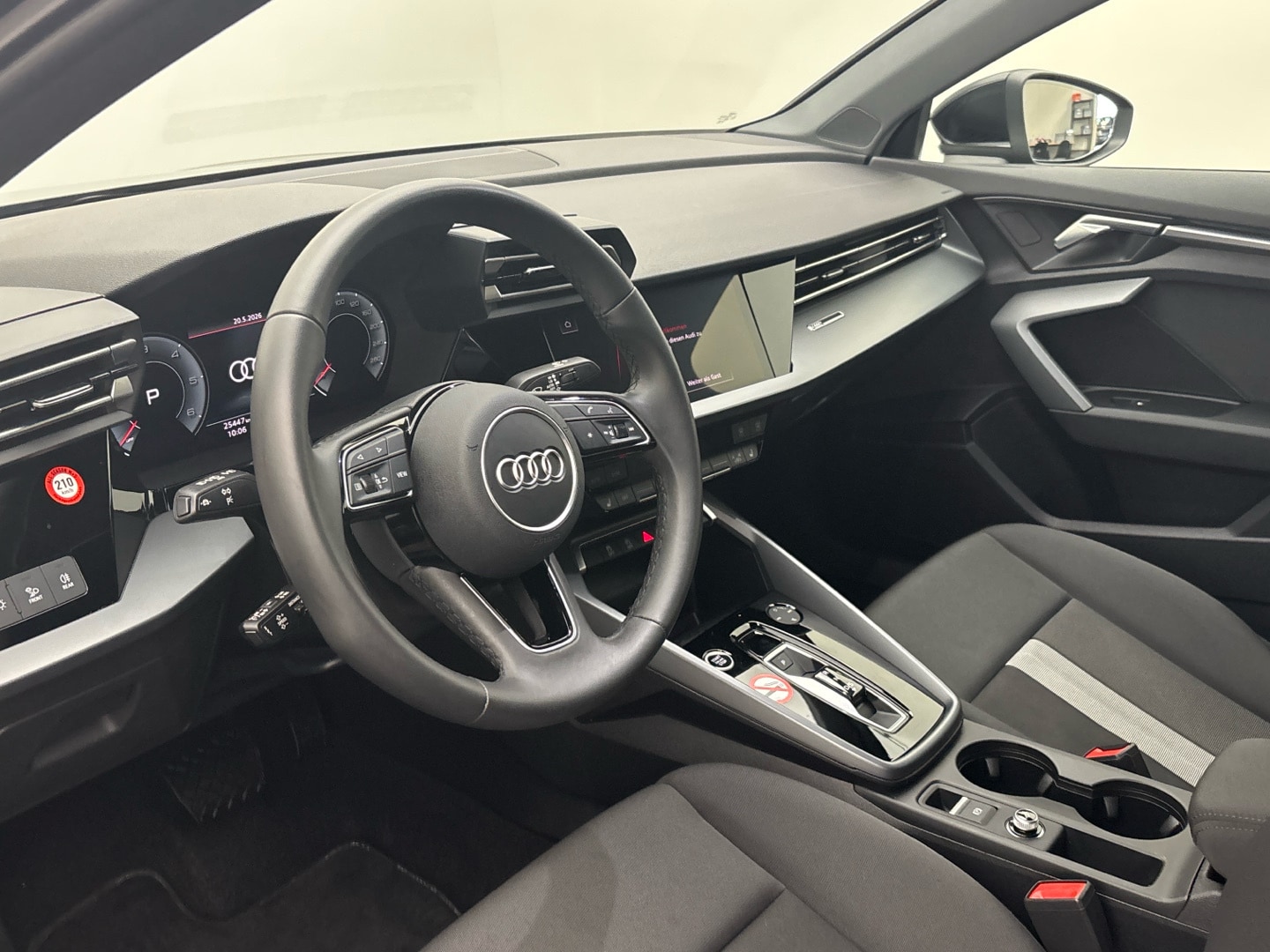 Bild über Audi A3 Limousine advanced 35 TDI S tronic - für weitere Informationen kontaktieren Sie den Audi Partner