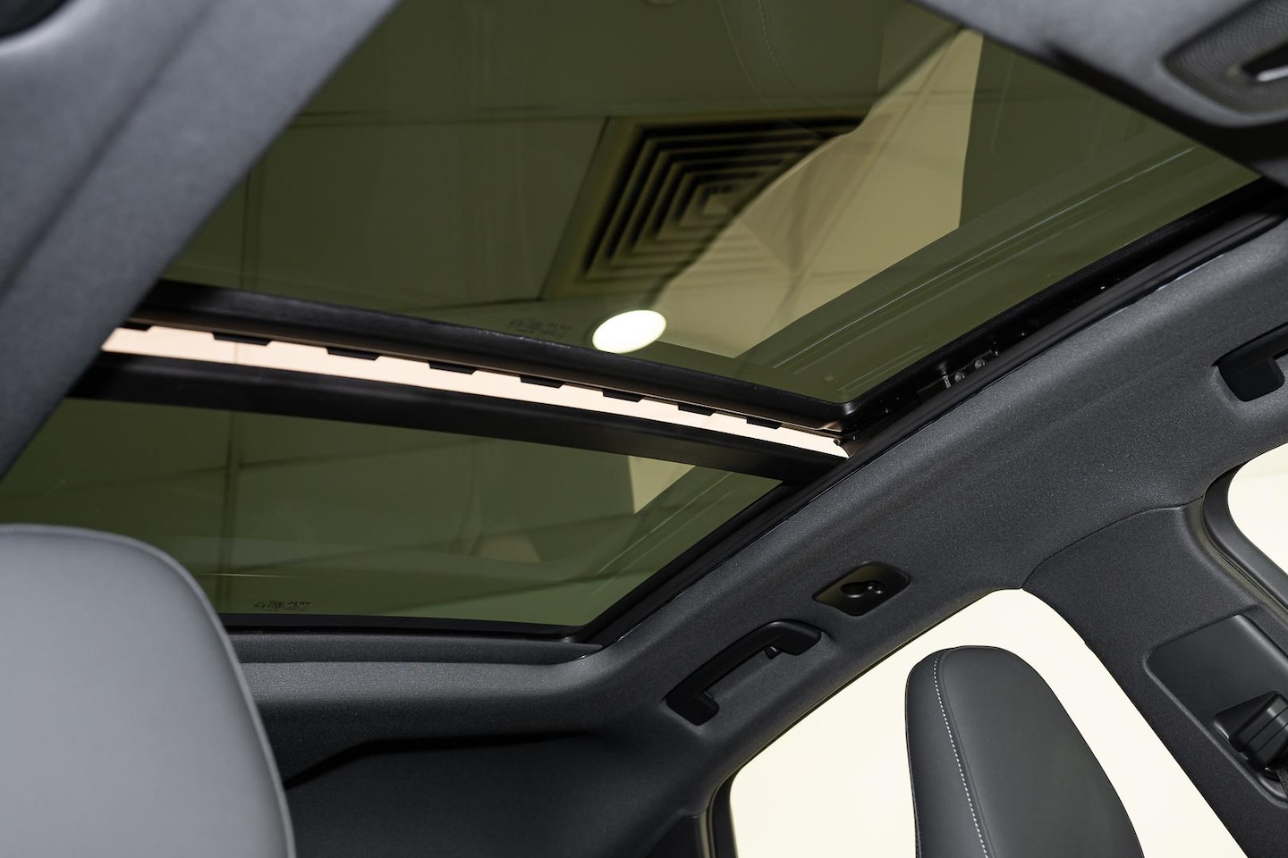 Image about Audi Q5 Sportback TDI quattro 150 kW sport