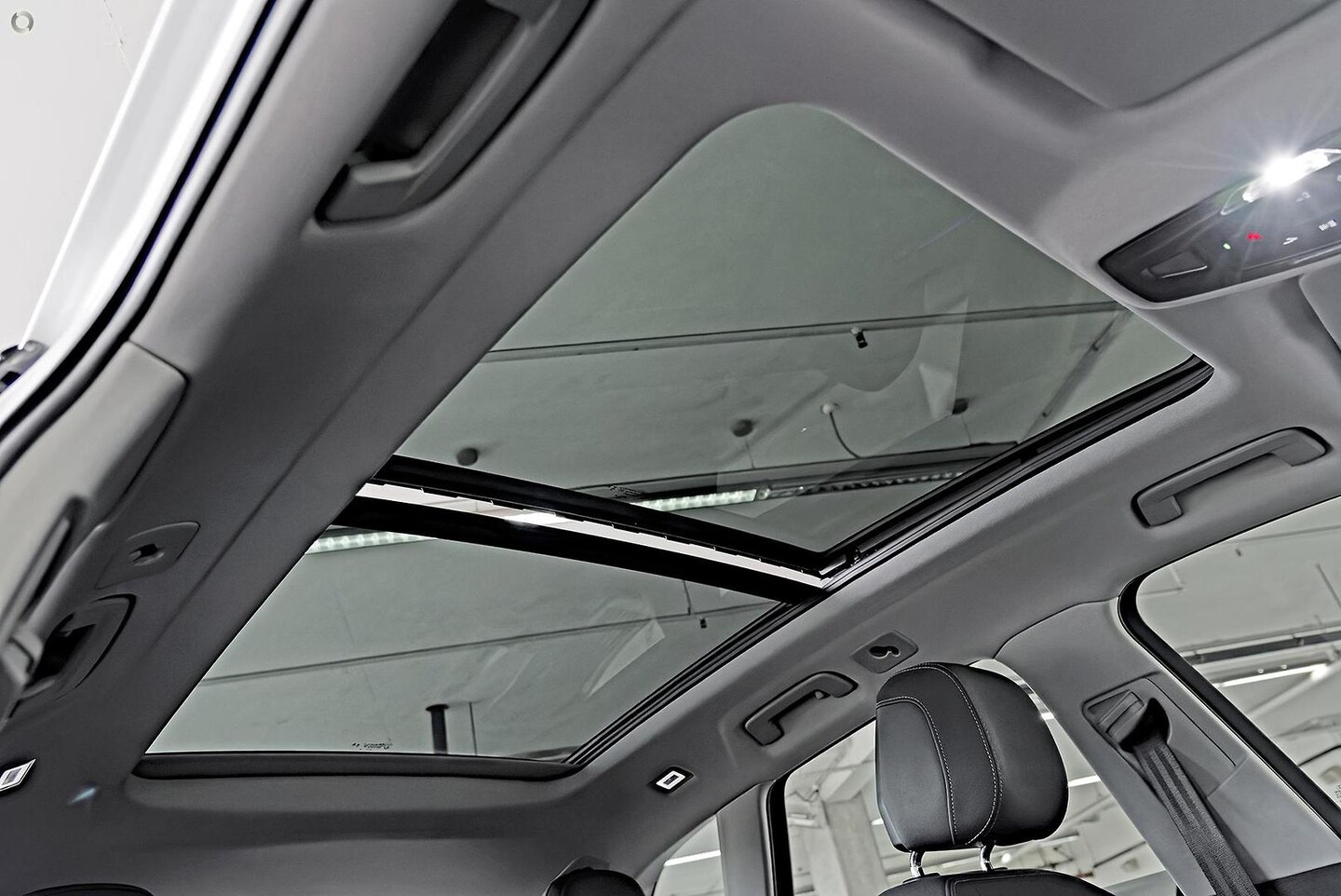 Image about Audi Q5 SUV TDI quattro 150 kW
