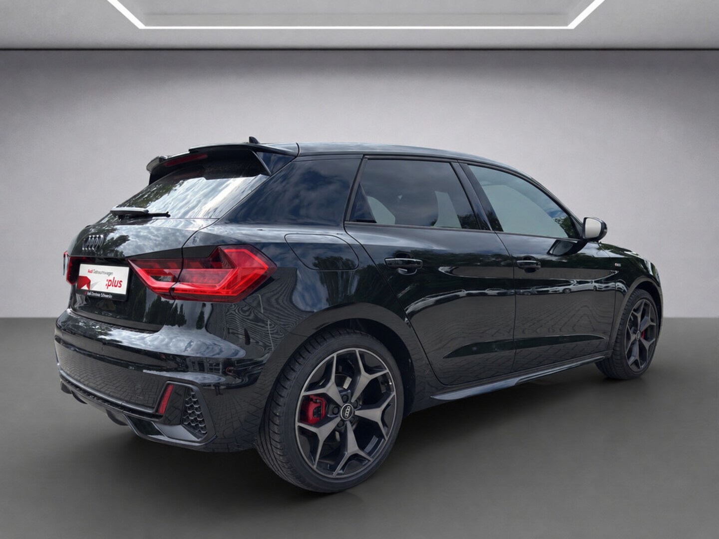 Bild über Audi A1 Sportback S line 35 TFSI S tronic - für weitere Informationen kontaktieren Sie den Audi Partner