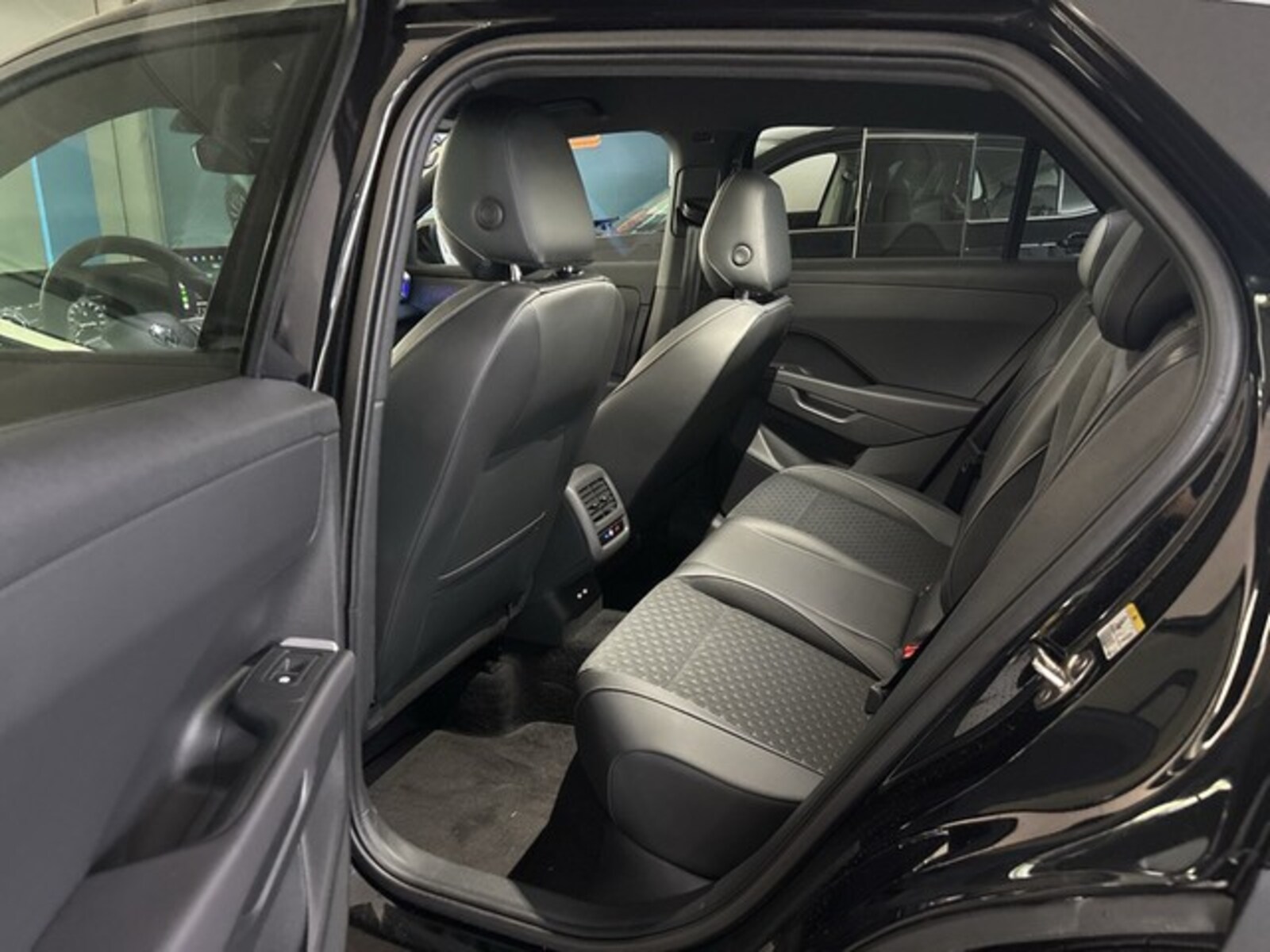 Volkswagen T-Roc – Bild 10