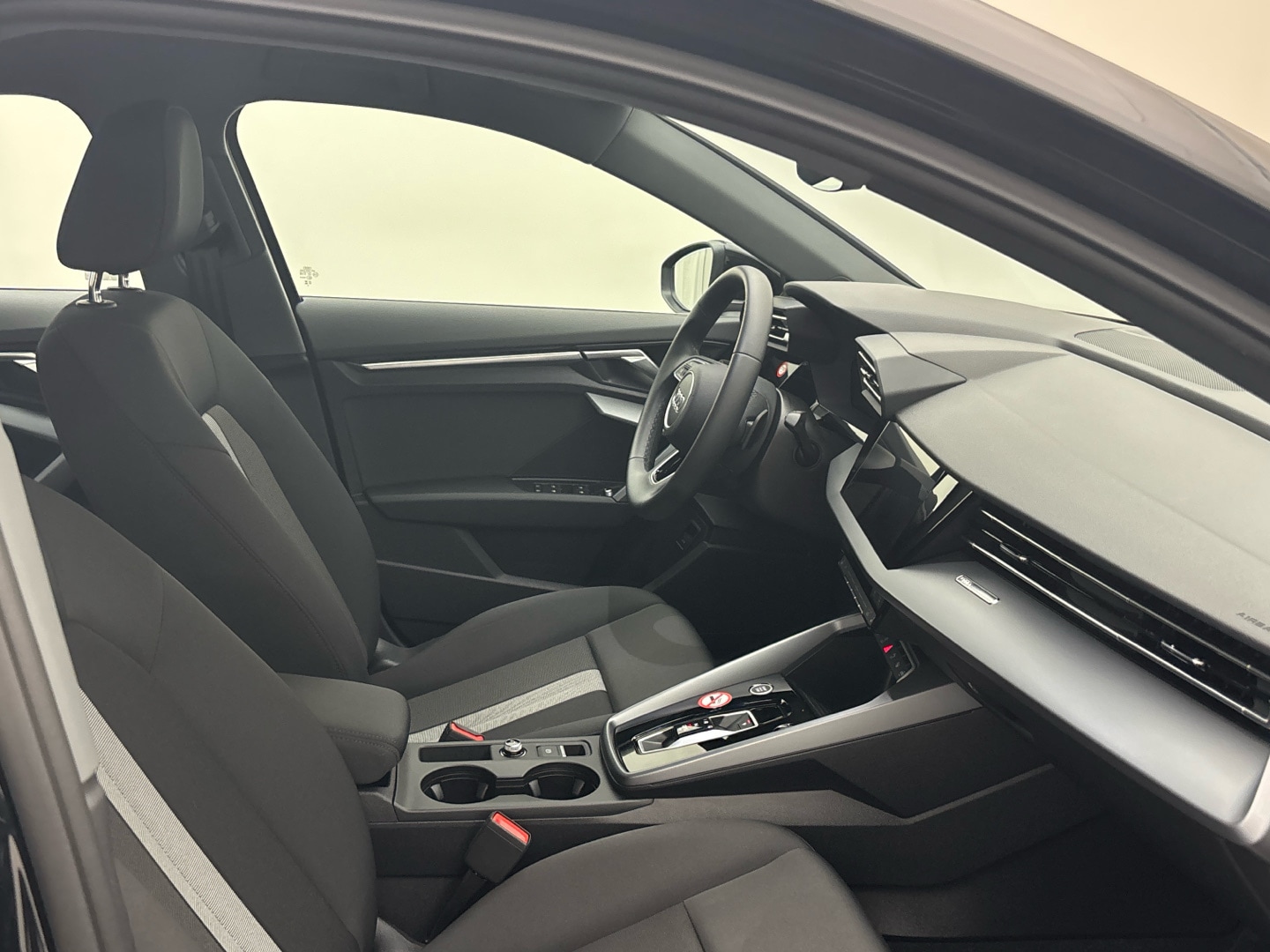 Bild über Audi A3 Limousine advanced 35 TDI S tronic - für weitere Informationen kontaktieren Sie den Audi Partner