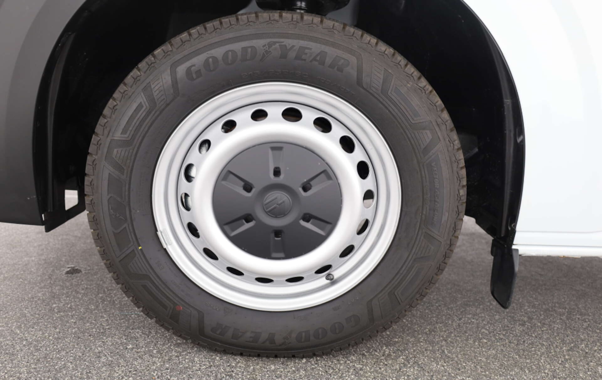 Volkswagen Transporter Kasten kurzer Radstand