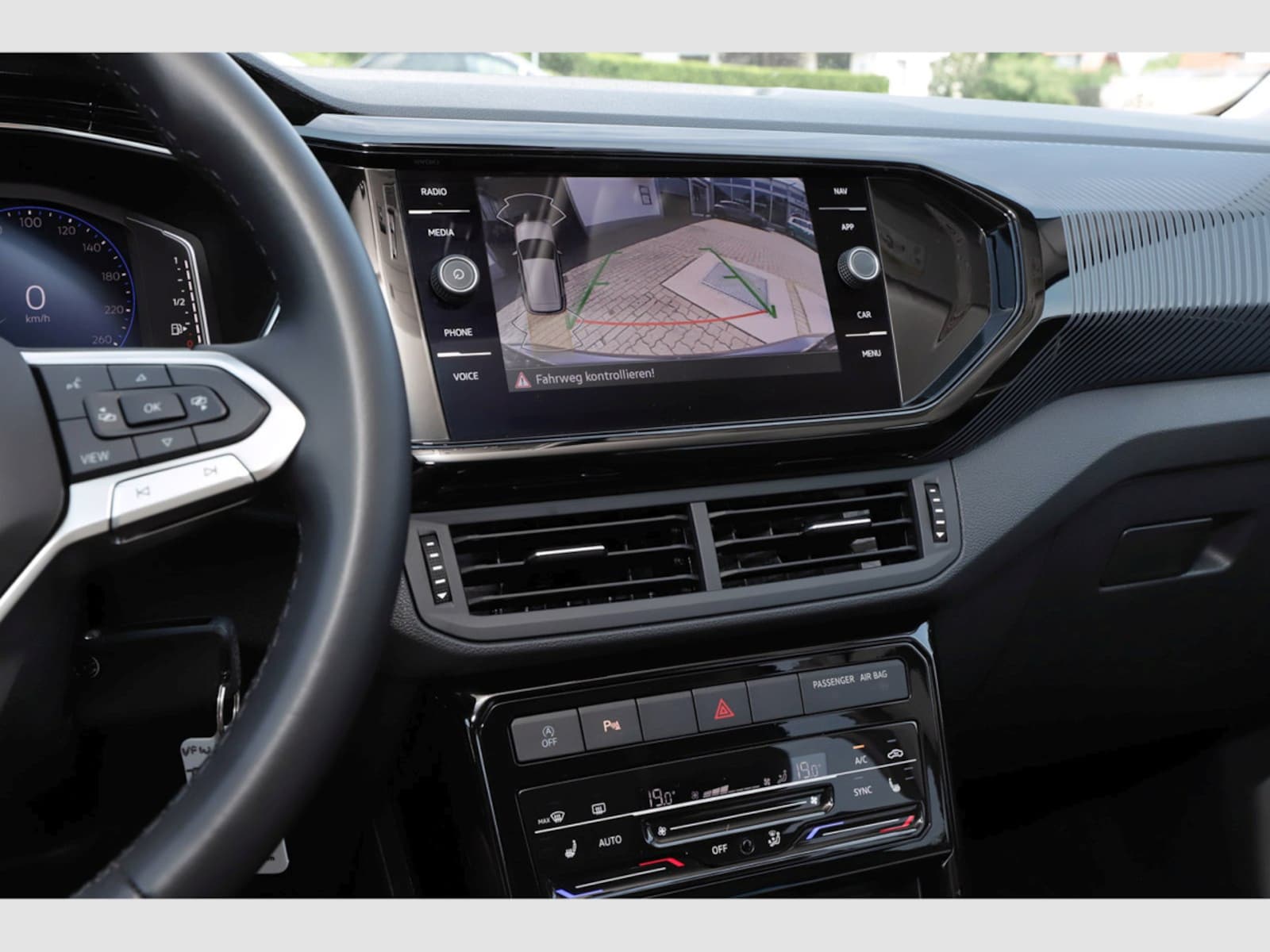 Volkswagen T-Cross – Bild 13