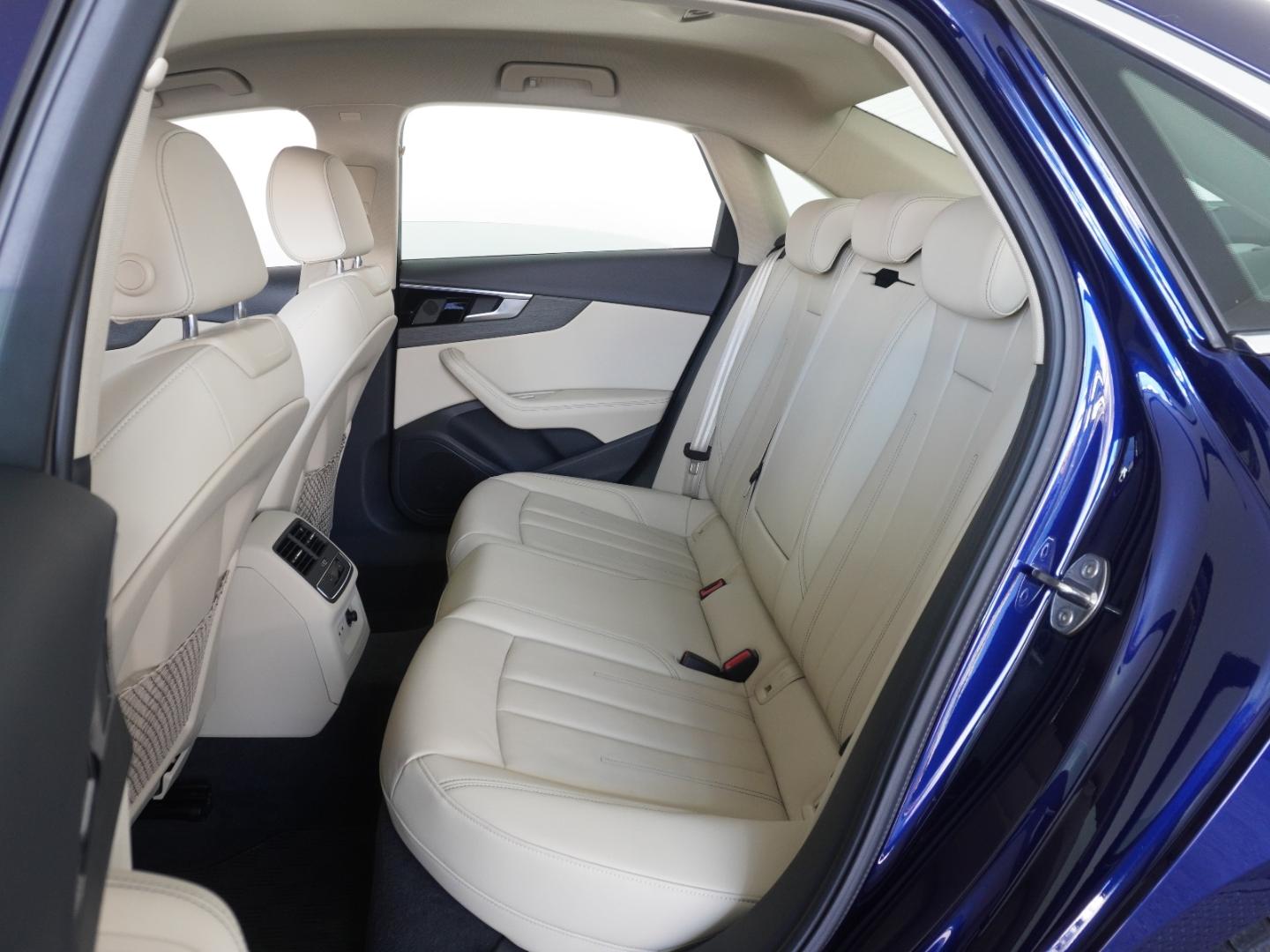 Image about Audi A4 Sedan 40 TDI quattro advanced