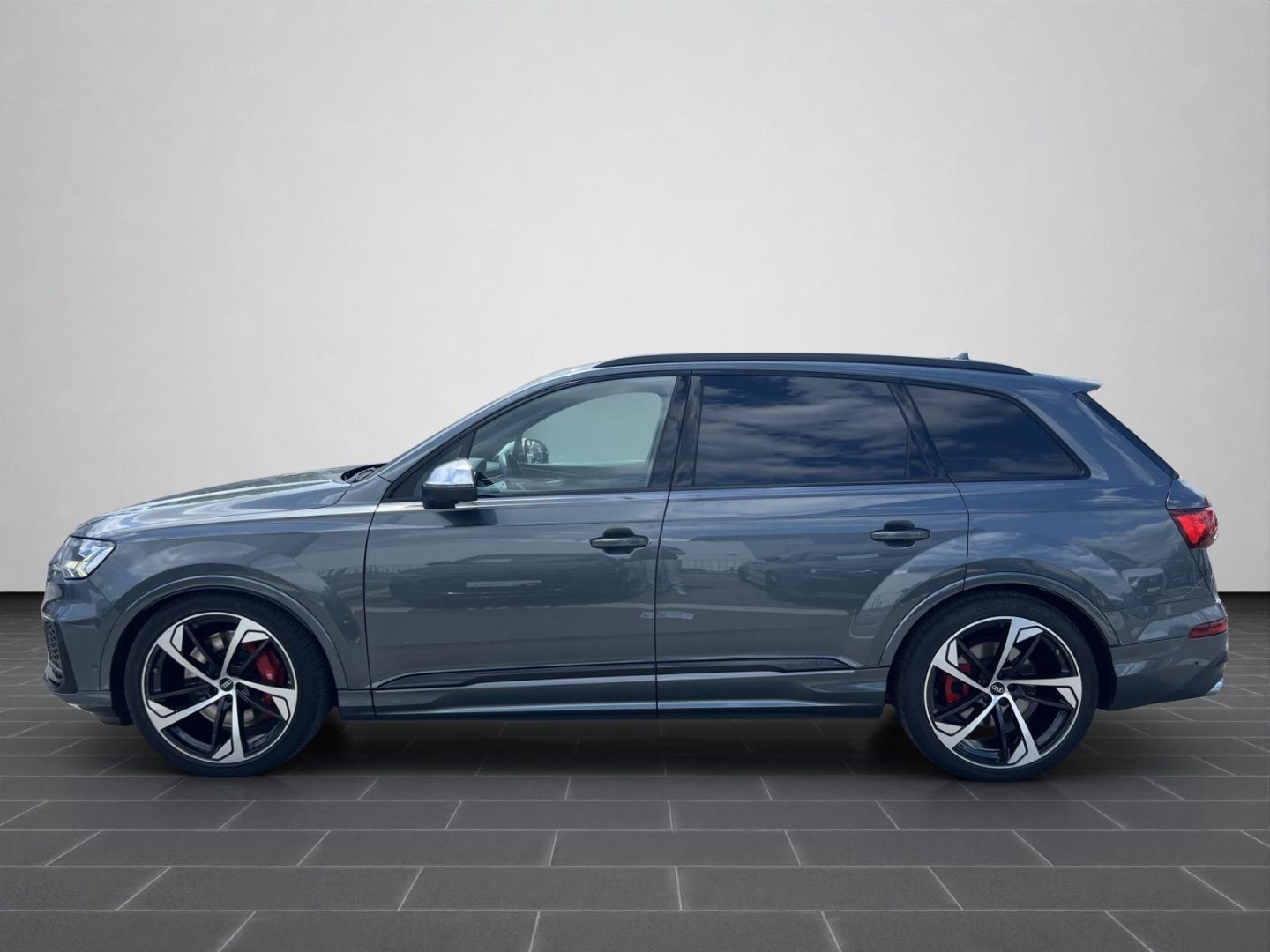 Image about Audi SQ7 TFSI quattro tiptronic