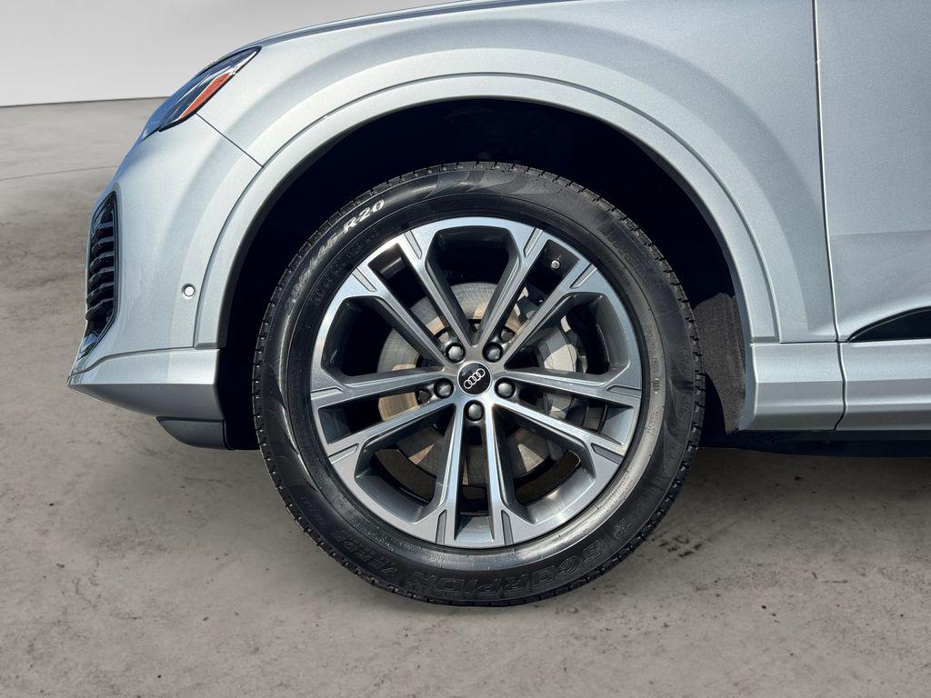 2025 Audi Q7 Premium - Photo 9