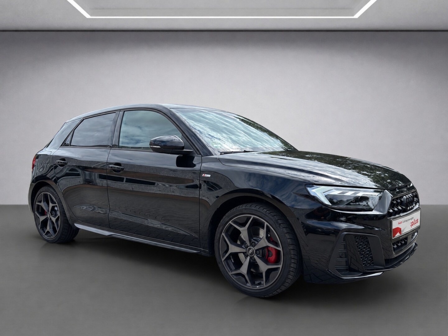 Bild über Audi A1 Sportback S line 35 TFSI S tronic - für weitere Informationen kontaktieren Sie den Audi Partner