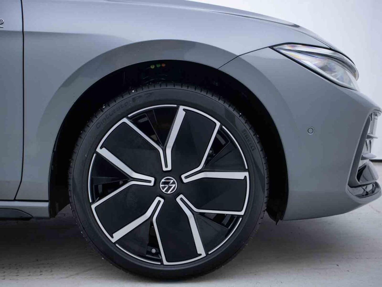 Volkswagen Passat – Bild 9