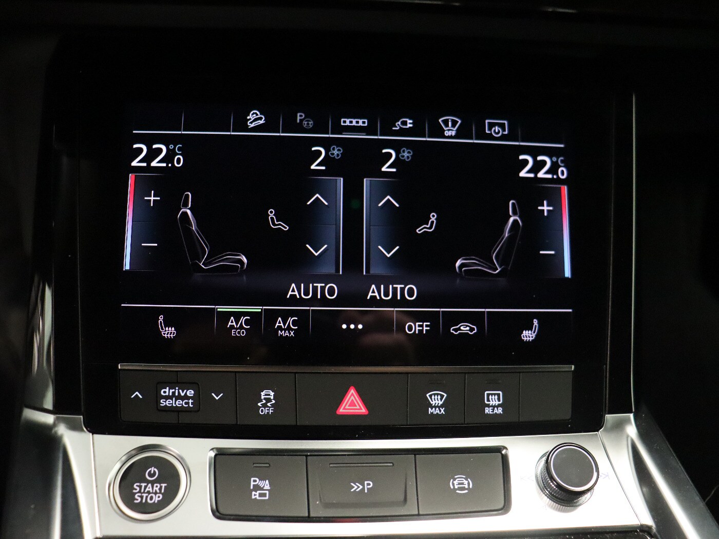 Image about Audi Q8 e-tron S line 55 e-tron quattro