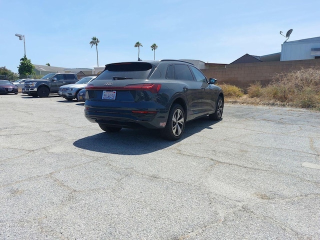 2024 Audi Q8 e-tron