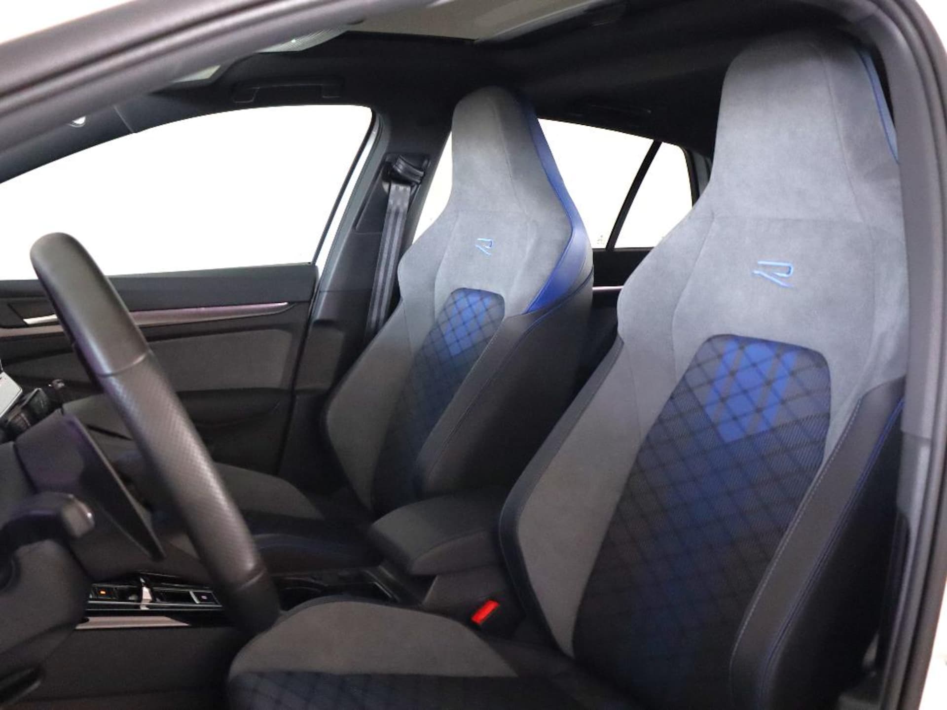 Volkswagen Golf R