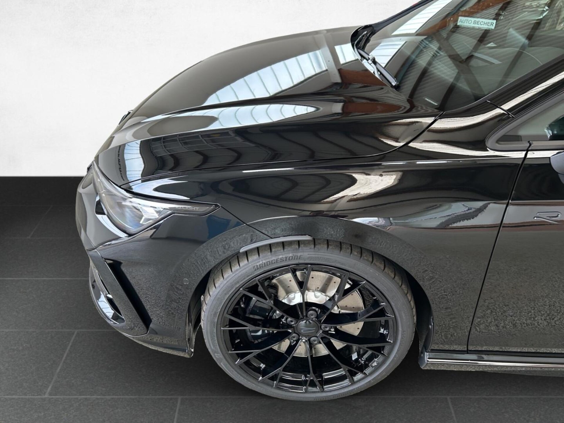 Volkswagen Golf R Black Edition