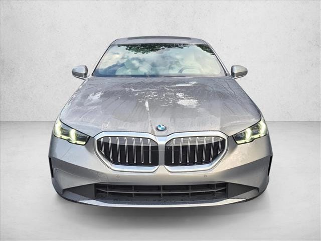 2024 BMW 530i