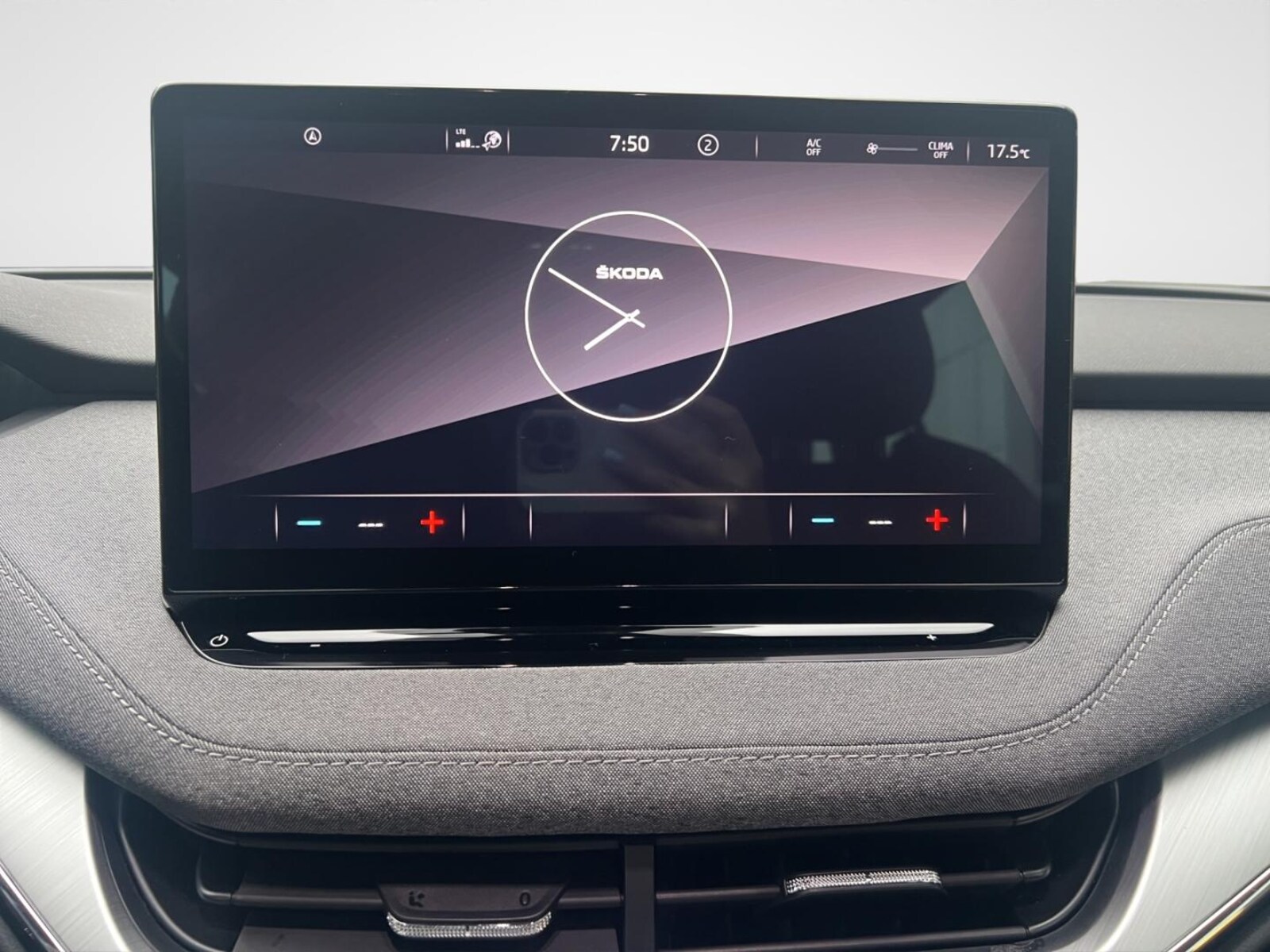 Škoda Enyaq – Bild 11