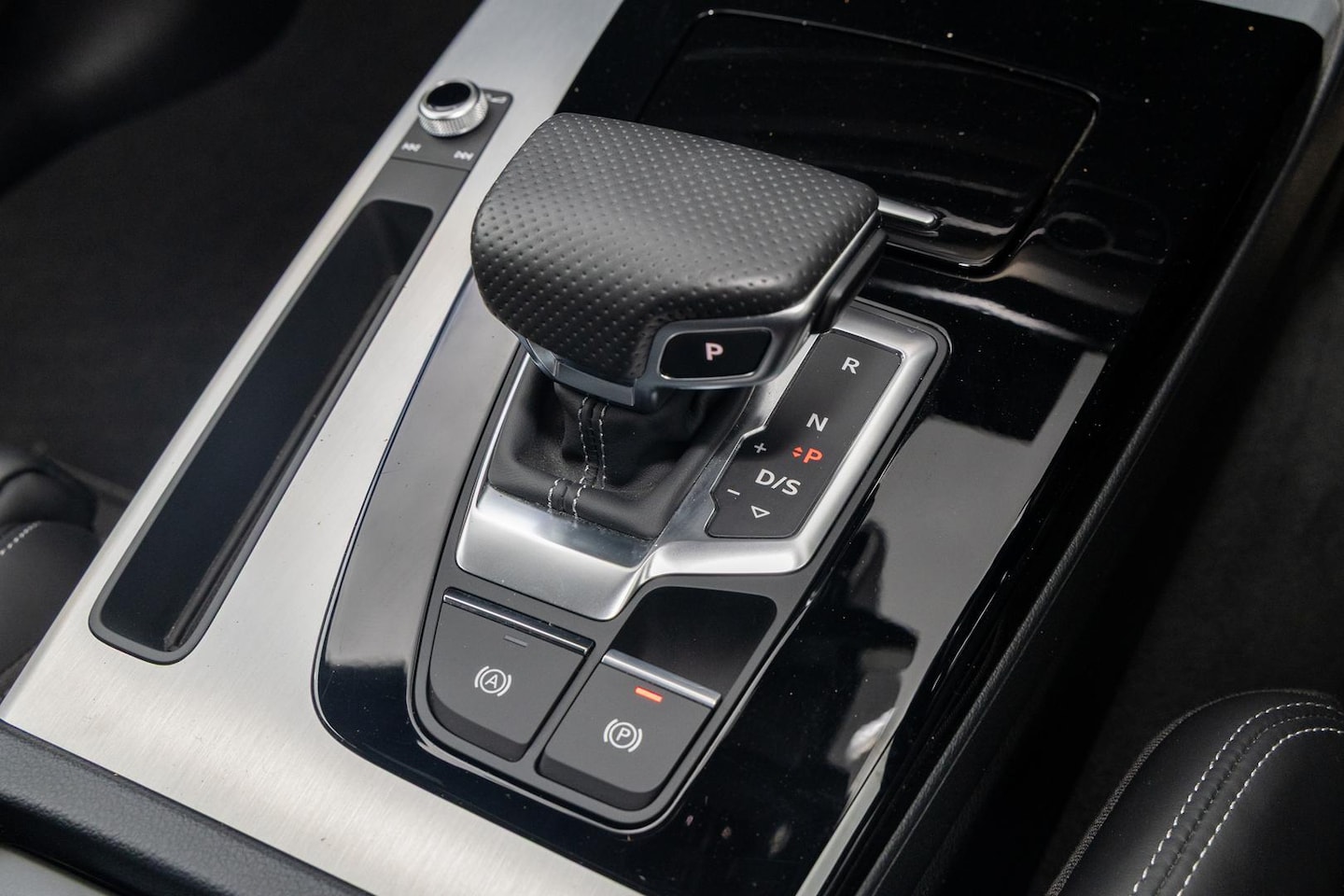 Image about Audi Q5 Sportback 45