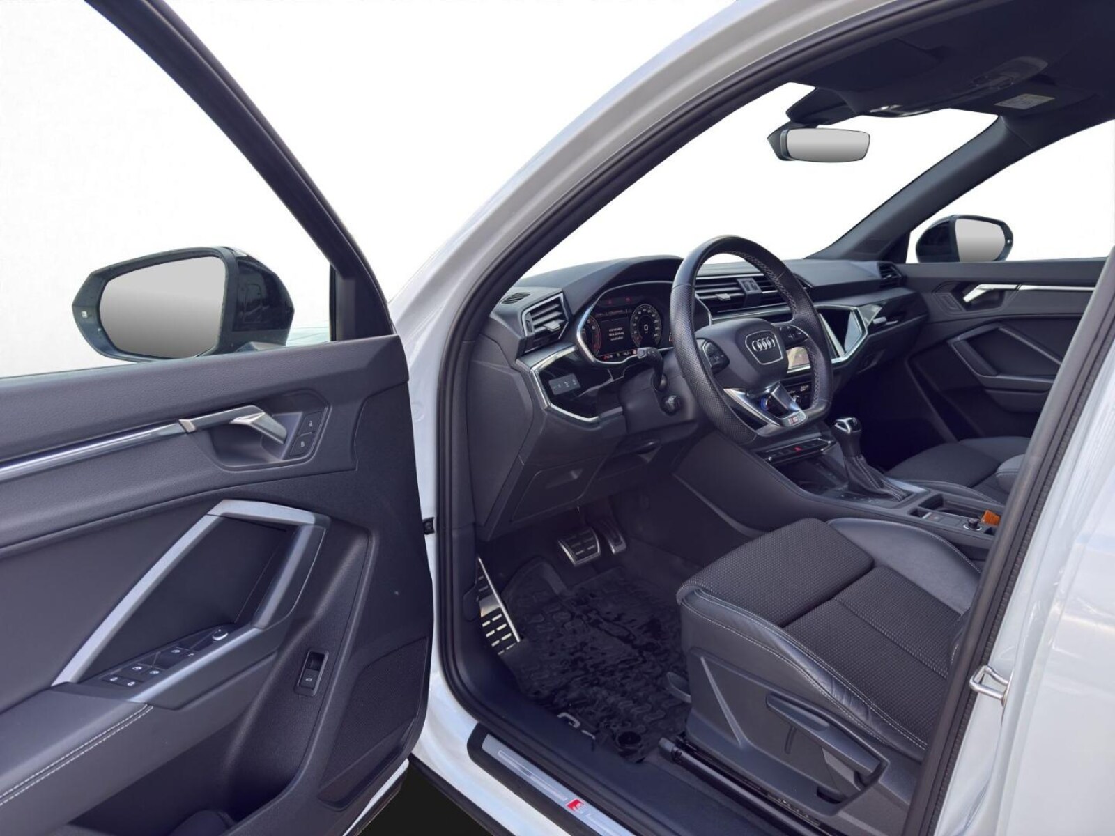 Audi Q3 – Bild 14