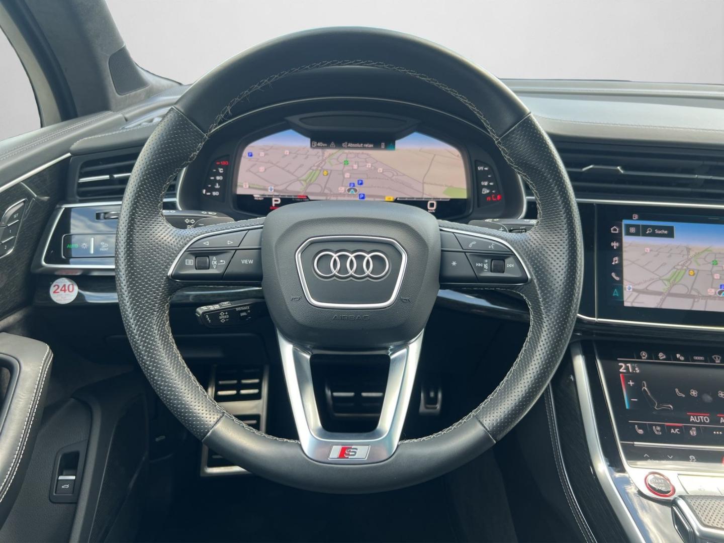Image about Audi SQ7 TFSI quattro tiptronic