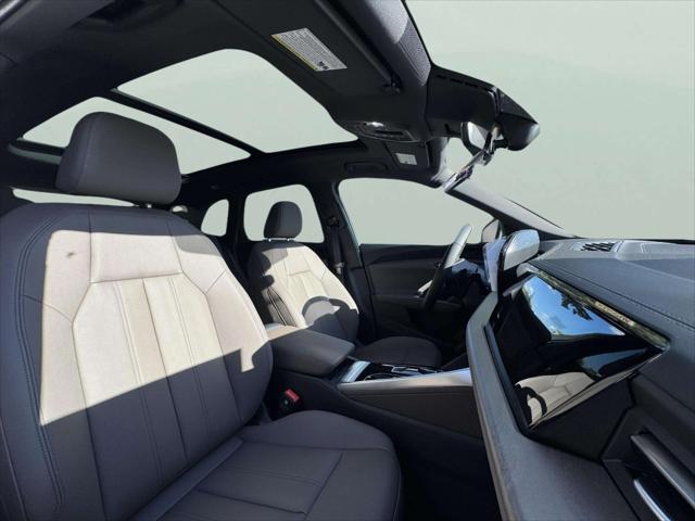 2025 Audi Q5 Premium - Photo 9