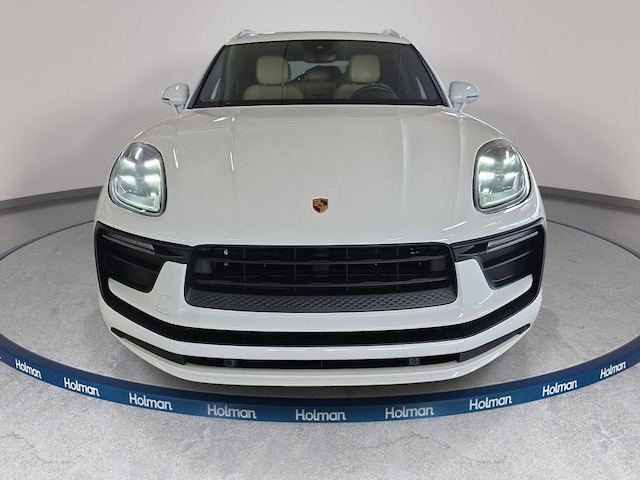 2022 Porsche Macan