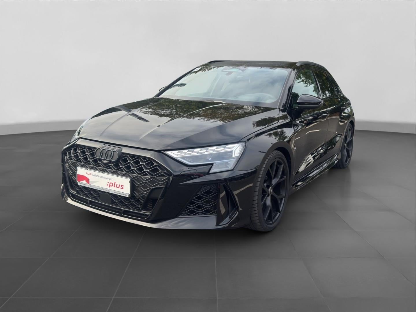 Bild über Audi RS 3 Sportback TFSI quattro 294 kW S tronic - für weitere Informationen kontaktieren Sie den Audi Partner