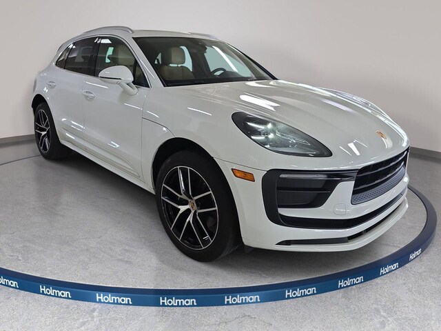 2022 Porsche Macan