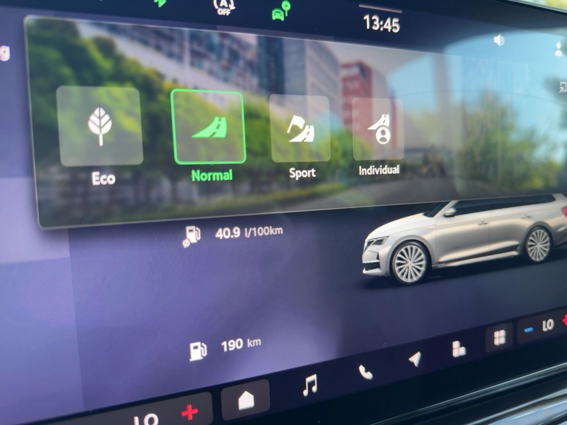 Skoda Octavia Combi Selection