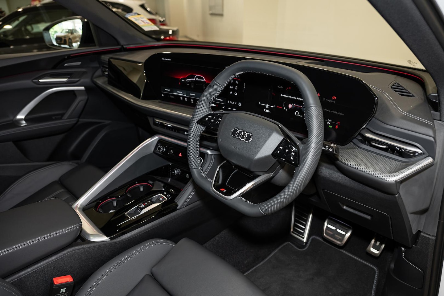 Image about Audi Q5 SUV TDI quattro 150 kW sport